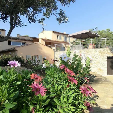 Azur Golf Bed & Breakfast 5*